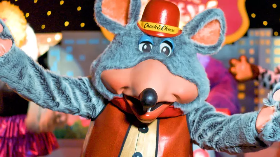 Chuck E. Cheese Pizza Time Show